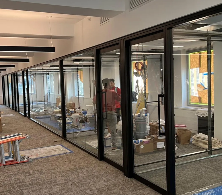Modern workspace design trends in commercial offices