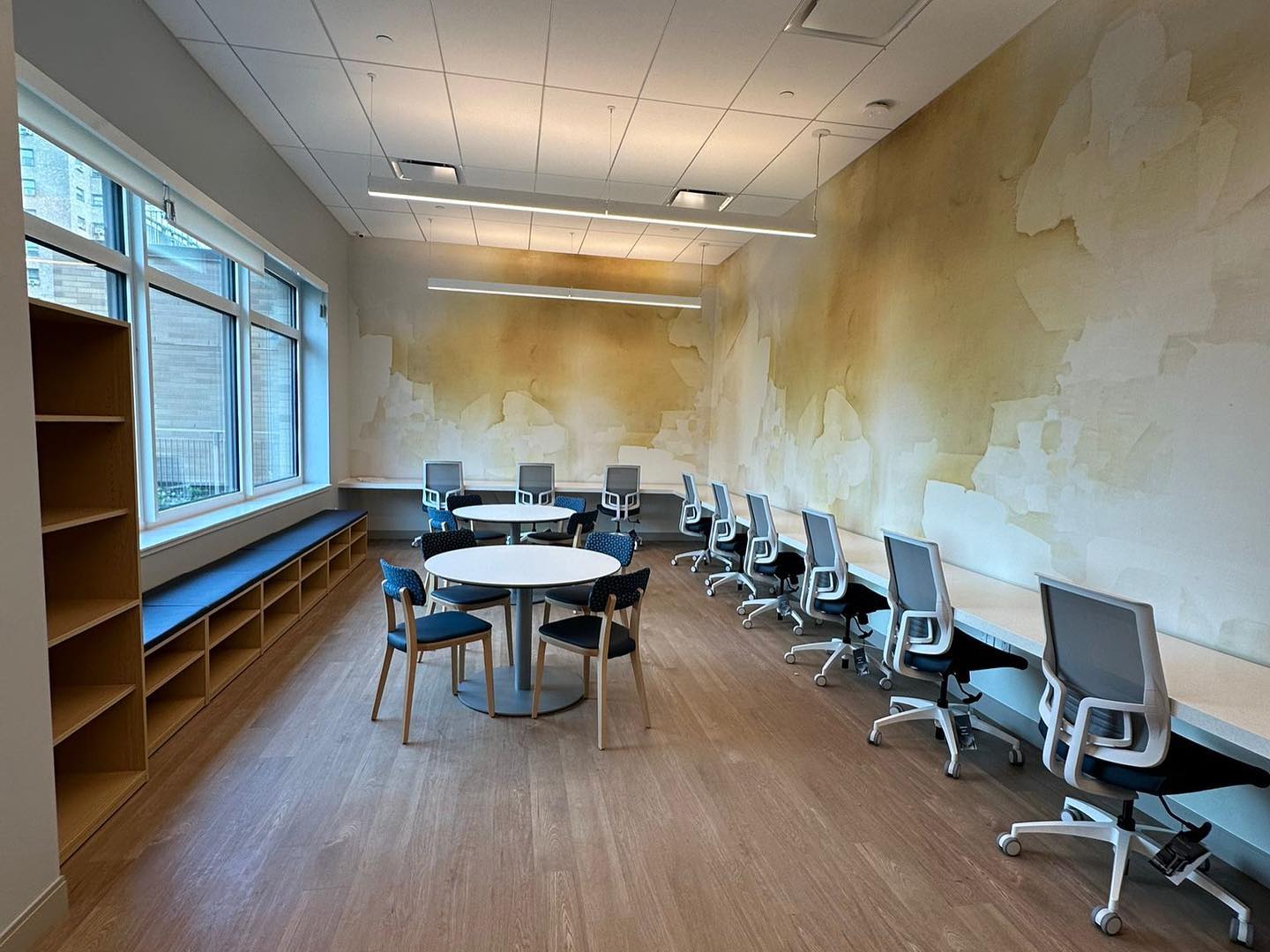 DIRTT partition installation in corporate office